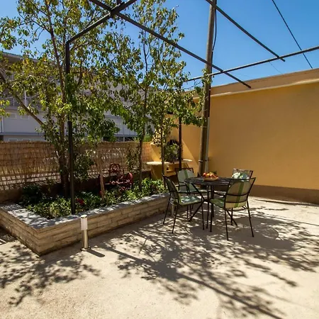 Apartman Ivan Drnis Exterior photo