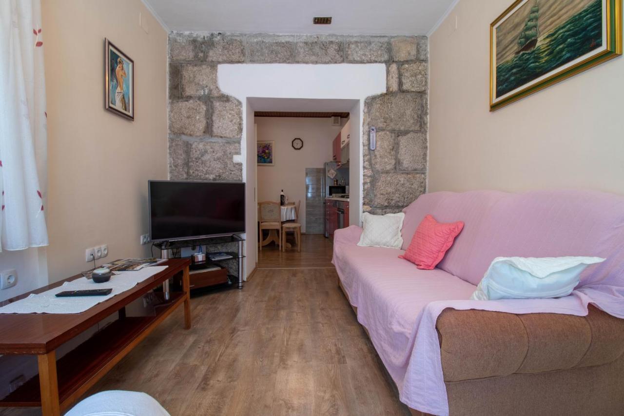Ivan Apartment *