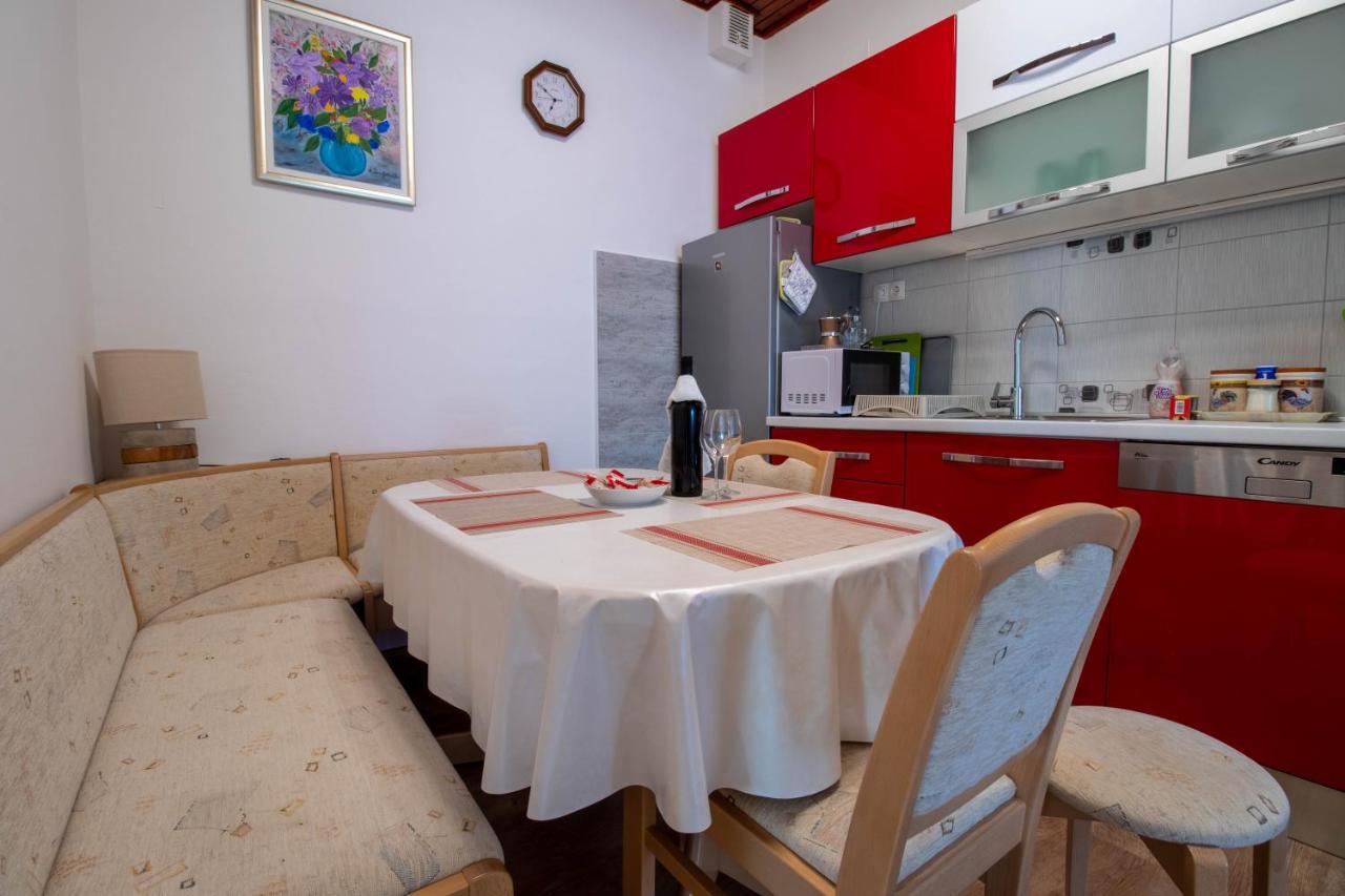 Ivan Apartment