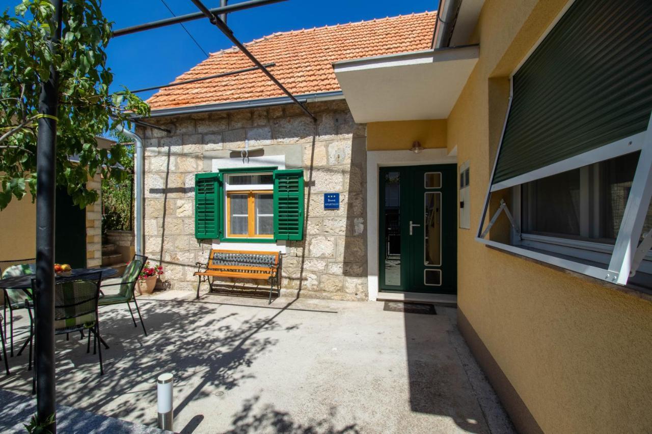Apartment Ivan Drnis